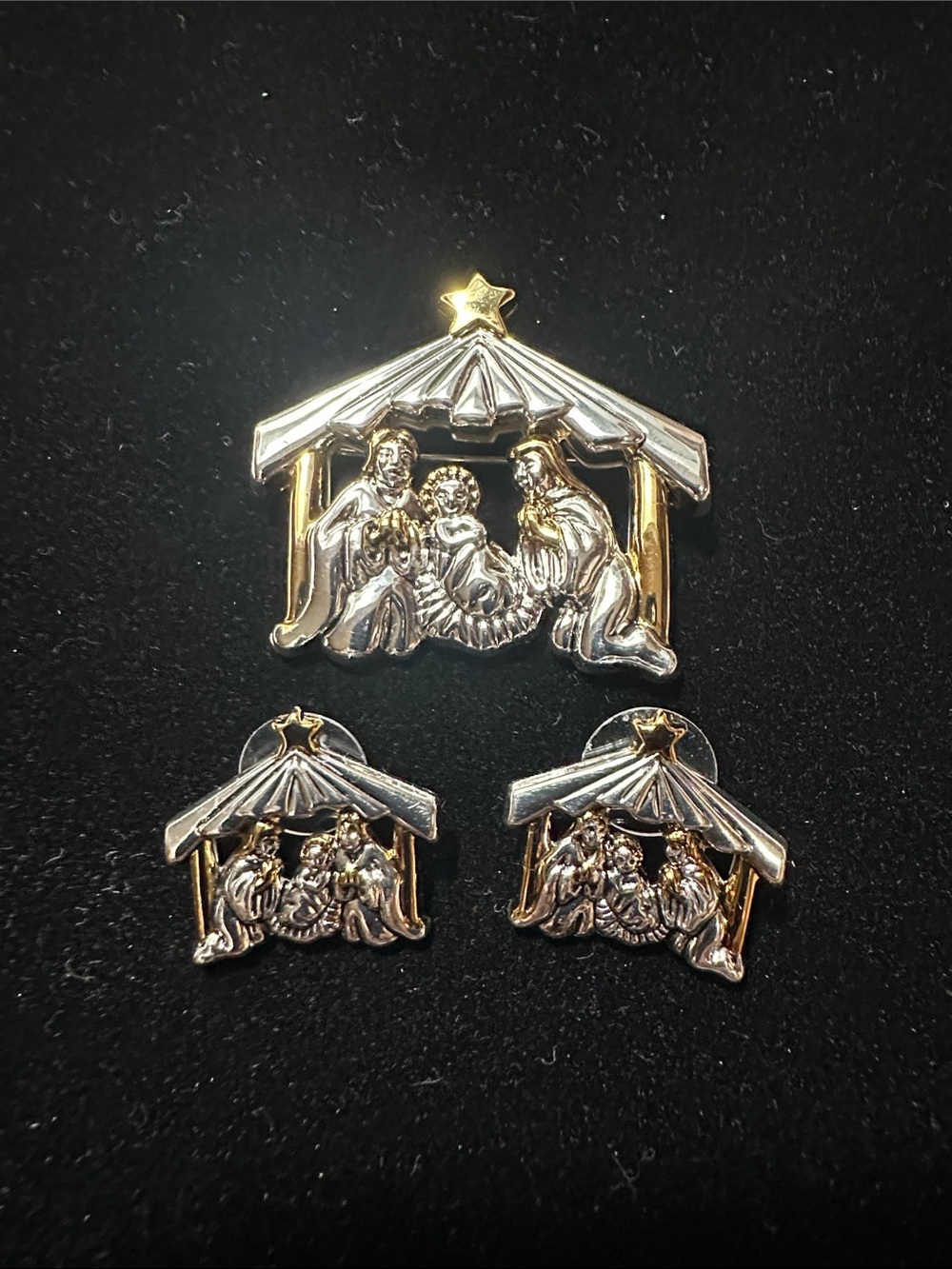 Two-Tone Nativity Brooch/Pendant and Pierced Earring Set
